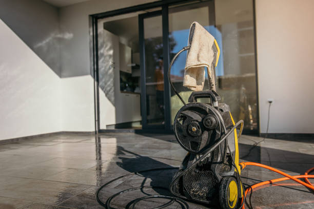 Best Animal Enclosure Cleaning  in , ND